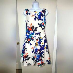 🔴Size 6 Betsey Johnson floral dress for vacation summer cruise